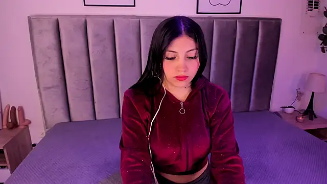 Emmy-Turnner online show from October 2025 12:09:01 PM