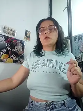 gigiqueen 18 online show from May 2026 12:27:02 AM