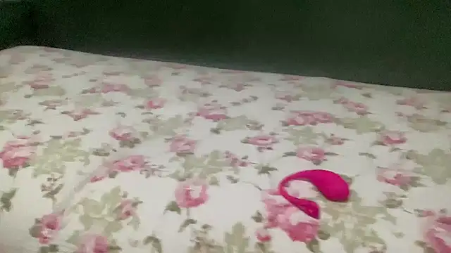 alarasissy online show from October 2025 12:40:02 AM