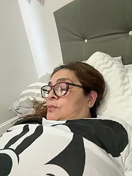 AntonellaAlondra4 online show from October 2025 11:51:02 AM