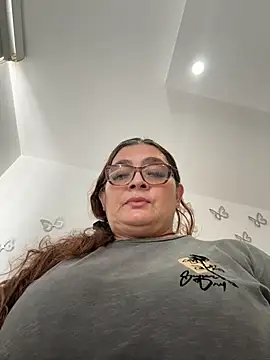 Snapshot of AntonellaAlondra4 chatting on May 2026 03:52:01 PM AntonellaAlondra4 online show from May 2026 03:52:01 PM
