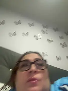 Snapshot of AntonellaAlondra4 chatting on May 2026 03:03:02 AM AntonellaAlondra4 online show from May 2026 03:03:02 AM