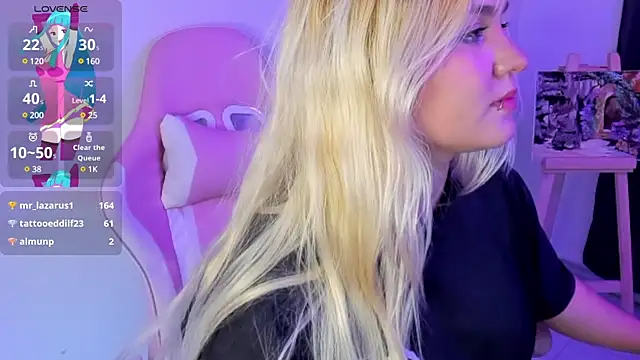 Snapshot of Pretty__zoe chatting on February 2025 03:29:02 AM Pretty  zoe online show from February 2025 03:29:02 AM