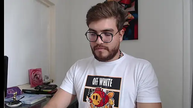 Snapshot of Dylanwish chatting on December 2024 07:39:02 PM Dylanwish online show from December 2024 07:39:02 PM