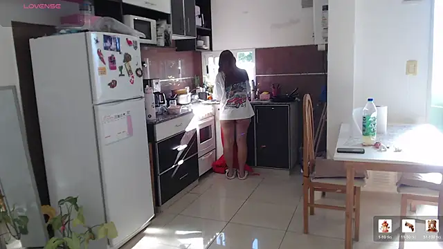 bunnylolaa4 online show from August 2026 06:18:01 PM