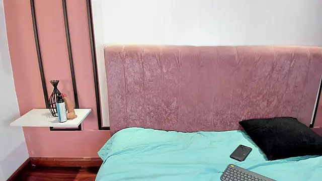 rose nova online show from February 2025 03:25:02 PM