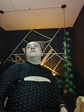 Gelena Black online show from November 2025 12:37:02 PM