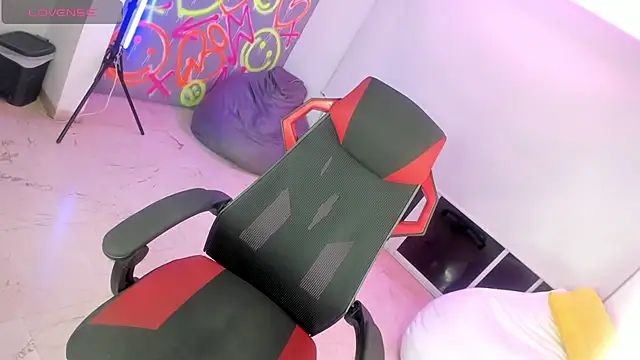 GEANNAROSE online show from March 2025 05:41:02 AM