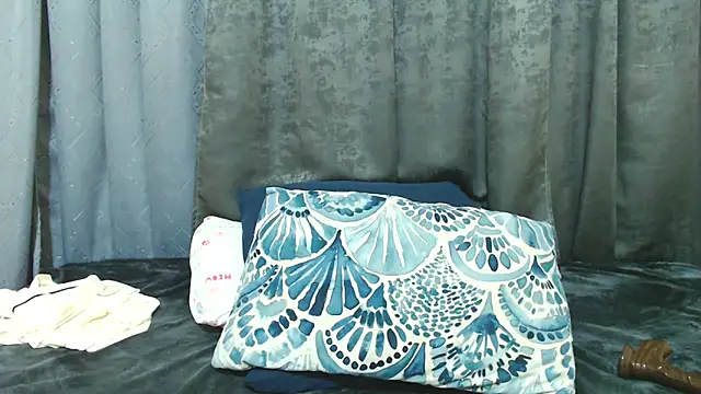 Snapshot of kittykhloe22 chatting on June 2026 01:28:02 AM kittykhloe22 online show from June 2026 01:28:02 AM