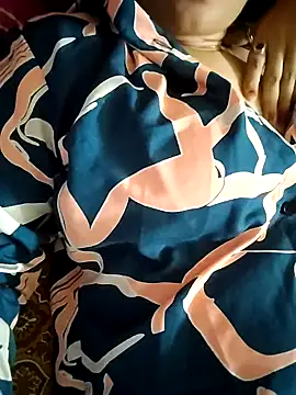 Royalgirl667 online show from December 2024 08:40:02 AM