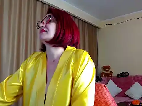 Snapshot of EdithCharm chatting on January 2025 07:24:01 PM EdithCharm online show from January 2025 07:24:01 PM