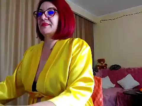 Snapshot of EdithCharm chatting on January 2025 07:11:01 PM EdithCharm online show from January 2025 07:11:01 PM