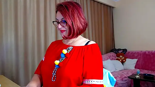 Snapshot of EdithCharm chatting on October 2025 03:42:02 PM EdithCharm online show from October 2025 03:42:02 PM