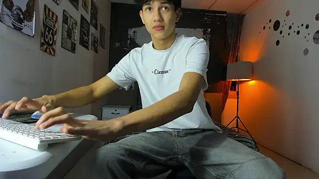 jason graeats online show from February 2026 04:00:01 AM