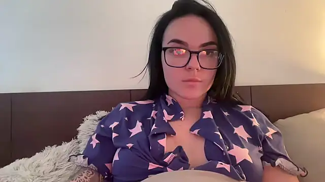 Snapshot of yorkshiregal chatting on January 2025 03:34:01 PM yorkshiregal online show from January 2025 03:34:01 PM