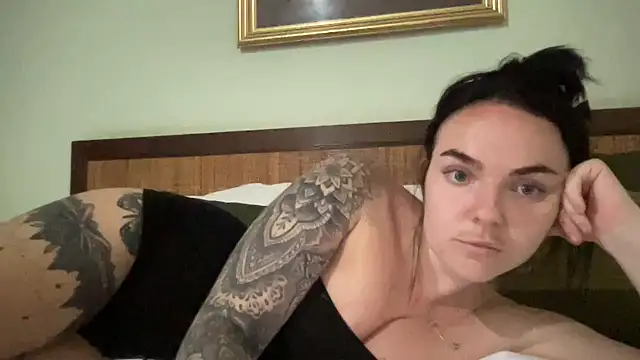 Snapshot of yorkshiregal chatting on January 2025 08:41:02 AM yorkshiregal online show from January 2025 08:41:02 AM