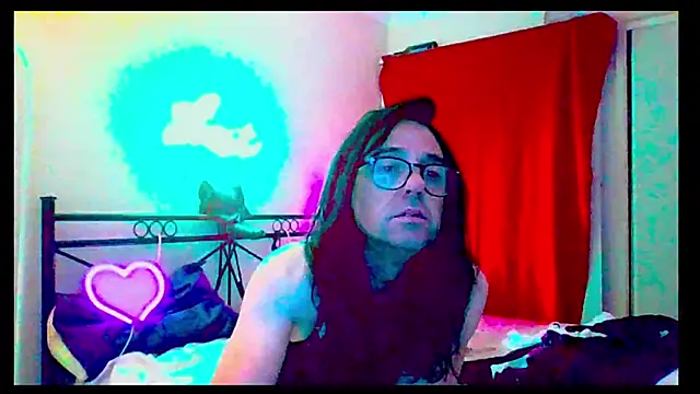 ingrid1982 online show from April 2026 02:47:01 PM