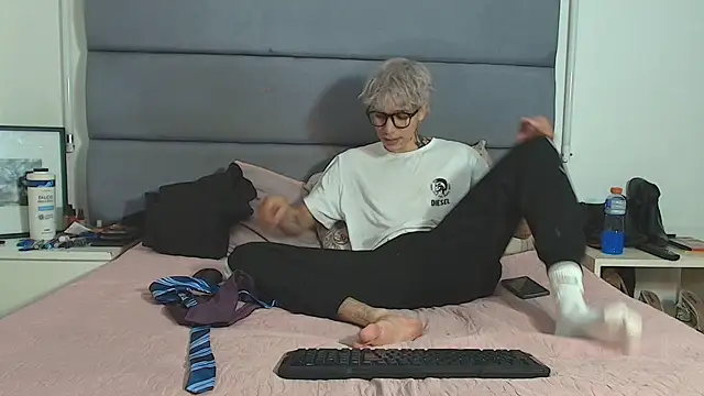 Zacktk7 online show from March 2025 09:37:01 PM