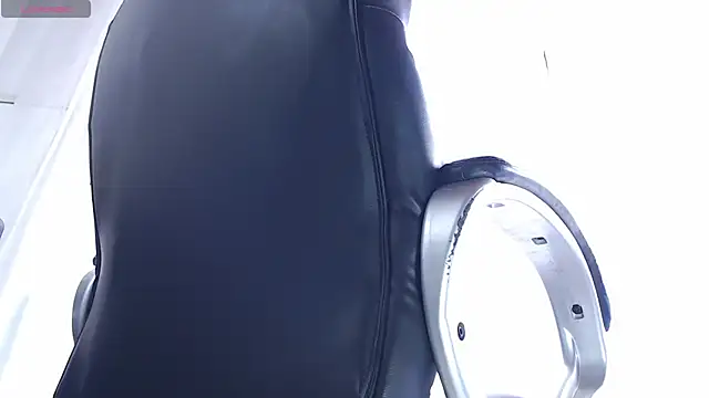 Snapshot of Bedobigcock chatting on March 2025 05:50:01 PM Bedobigcock online show from March 2025 05:50:01 PM