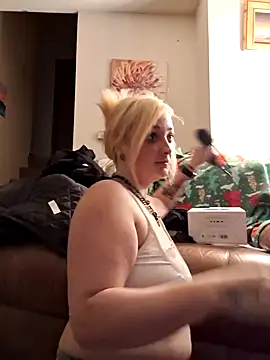 IzanamiNova online show from December 2024 03:26:01 AM