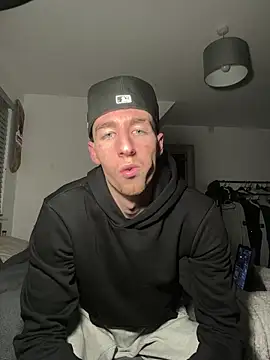 MikesWood21 online show from December 2024 03:07:01 AM