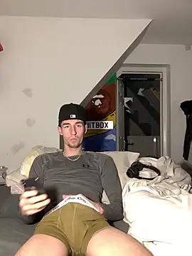 MikesWood21 online show from January 2025 01:58:02 AM