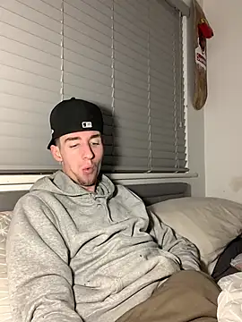 MikesWood21 online show from January 2025 12:28:01 AM