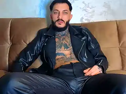 MentoXXL online show from October 2025 05:22:01 PM