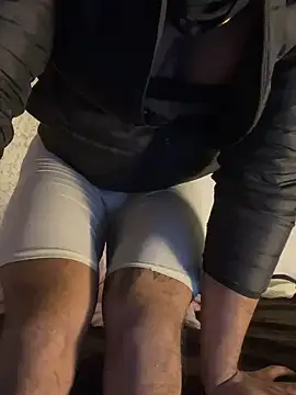 mikemacluffy online show from December 2024 05:03:01 PM