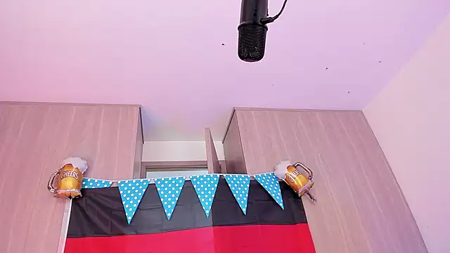 Snapshot of AndreaVelasco chatting on September 2025 07:19:02 PM AndreaVelasco online show from September 2025 07:19:02 PM