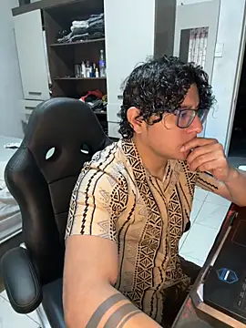 Snapshot of ikkipro chatting on February 2026 11:48:01 PM ikkipro online show from February 2026 11:48:01 PM