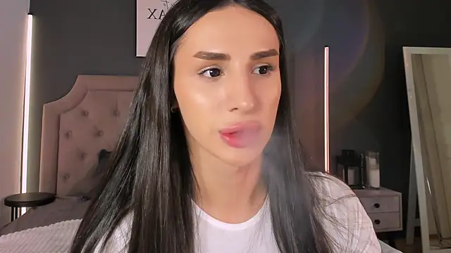 Snapshot of Kim_Oberlin_ chatting on November 2025 04:17:01 PM Kim Oberlin online show from November 2025 04:17:01 PM