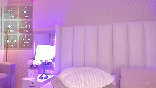 SophiaSmiiths  online show from March 2025 11:38:02 PM