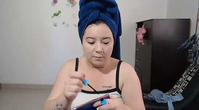 Snapshot of allison_11p chatting on December 2024 01:44:02 PM allison 11p online show from December 2024 01:44:02 PM