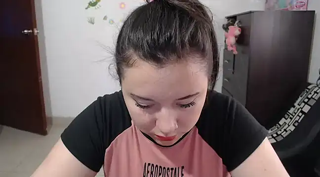 Snapshot of allison_11p chatting on December 2024 03:11:02 PM allison 11p online show from December 2024 03:11:02 PM