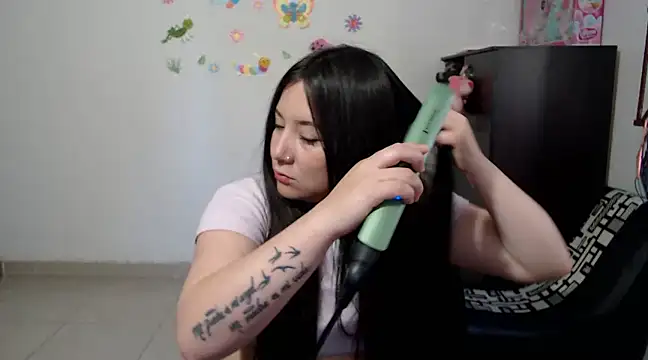 Snapshot of allison_11p chatting on December 2024 11:54:02 AM allison 11p online show from December 2024 11:54:02 AM