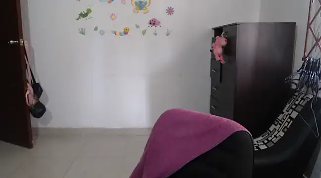 Snapshot of allison_11p chatting on December 2024 03:58:01 PM allison 11p online show from December 2024 03:58:01 PM