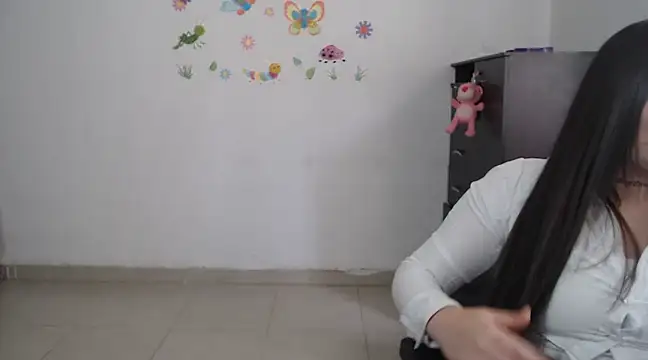 Snapshot of allison_11p chatting on January 2025 03:39:01 PM allison 11p online show from January 2025 03:39:01 PM