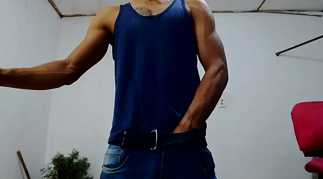 Snapshot of fernandez_latinblackk chatting on December 2024 04:54:02 AM fernandez latinblackk online show from December 2024 04:54:02 AM