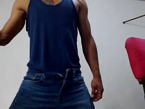 Snapshot of fernandez_latinblackk chatting on January 2025 03:34:02 AM fernandez latinblackk online show from January 2025 03:34:02 AM