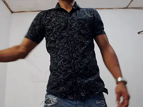 Snapshot of fernandez_latinblackk chatting on January 2025 04:15:02 AM fernandez latinblackk online show from January 2025 04:15:02 AM