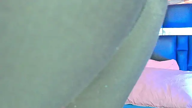 Sofia martiin online show from September 2025 03:06:02 AM