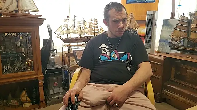 ScubaStevex online show from March 2026 08:04:02 PM