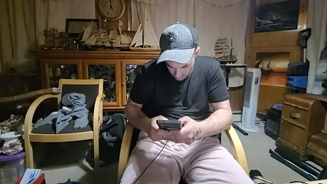 ScubaStevex online show from April 2026 04:16:01 AM