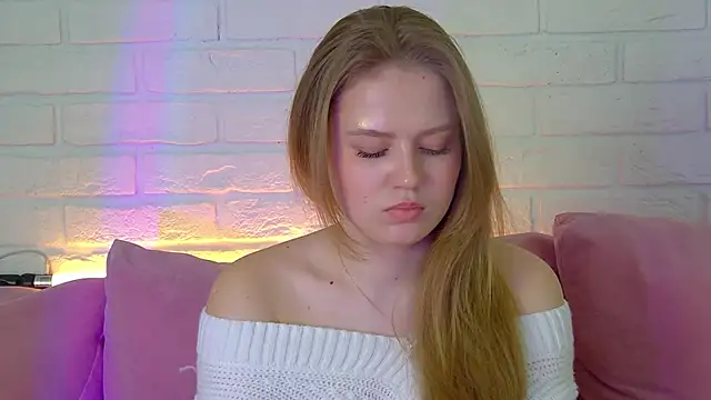 SelinSwarovski online show from February 2026 02:53:01 AM