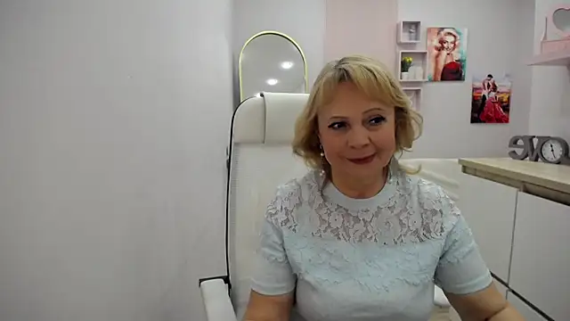 Snapshot of Milla_Cutie18 chatting on April 2026 05:08:02 AM Milla Cutie18 online show from April 2026 05:08:02 AM