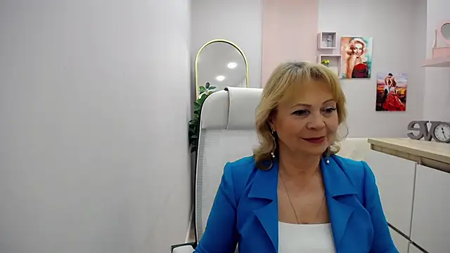 Milla Cutie18 online show from April 2026 07:35:01 AM
