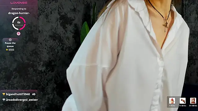 Lillian White online show from May 2026 11:34:04 PM