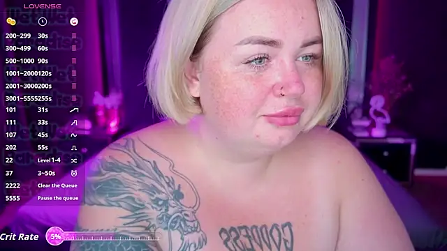 ZaraReignn online show from September 2025 07:25:01 PM