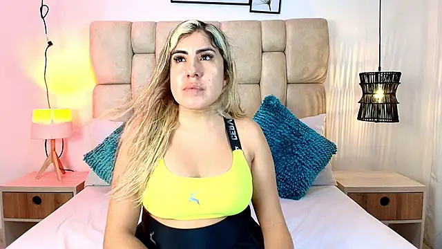 AdharaSmithh online show from November 2025 07:13:01 PM